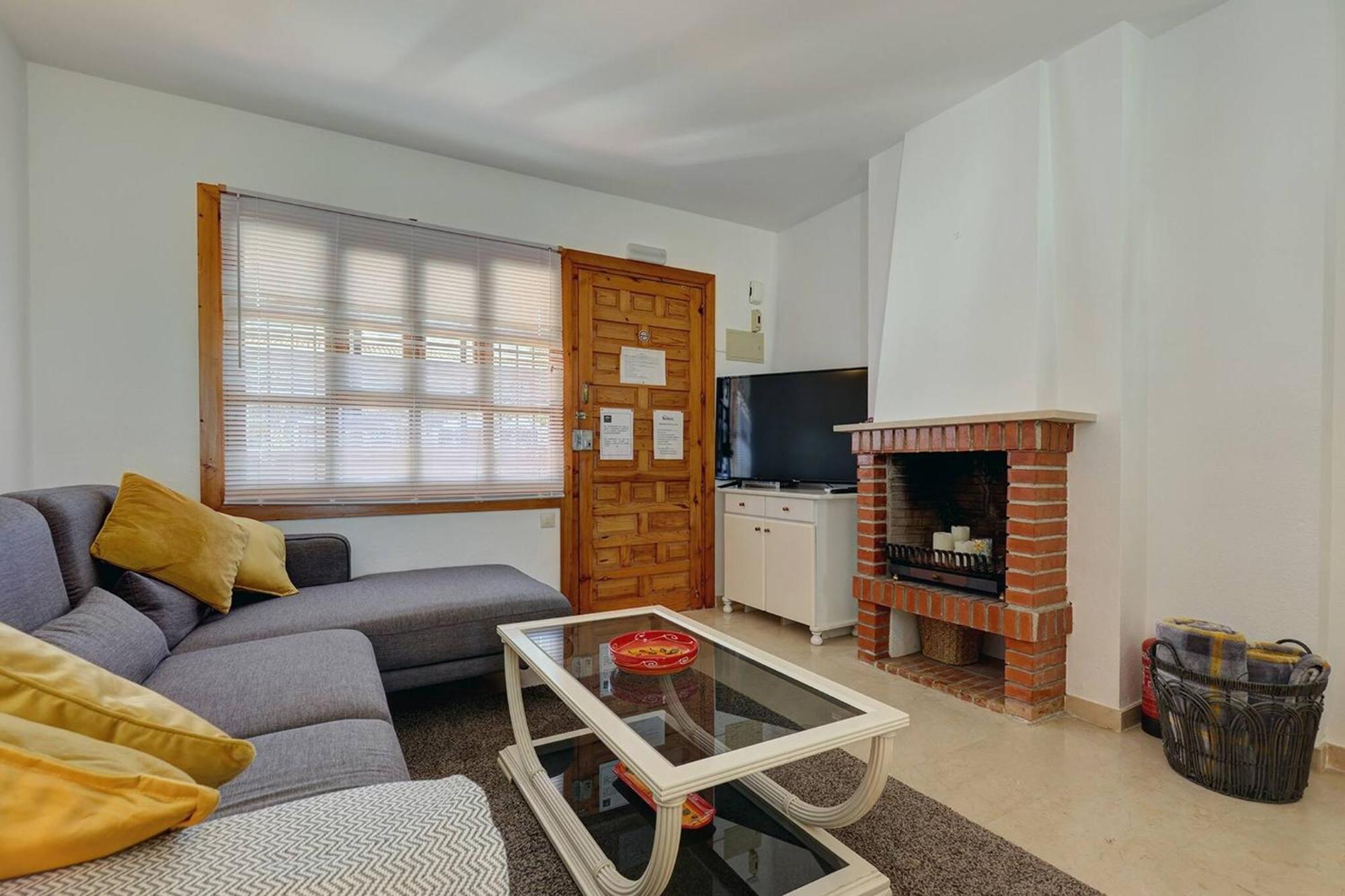 042 Classic 2 Bed Andalusian Townhouse 500M From Beach Mijas Exteriör bild